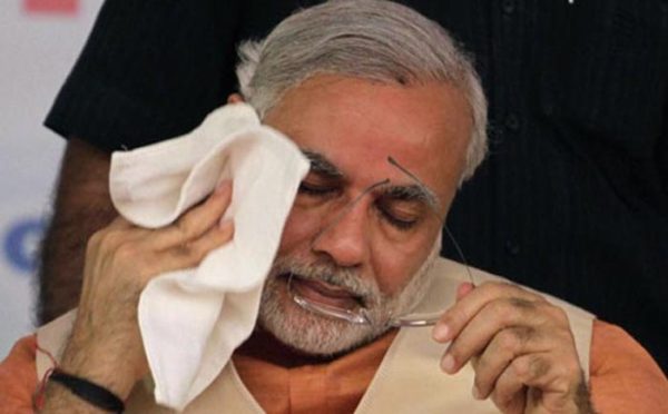 केंद्रीय सूचना आयुक्त के निर्देश : पीएम मोदी की डिग्री से संबंधित जानकारी दें