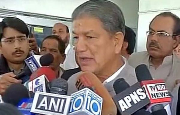 हाईकोर्ट ने केंद्र को फटकारा, राष्ट्रपति शासन हटाया