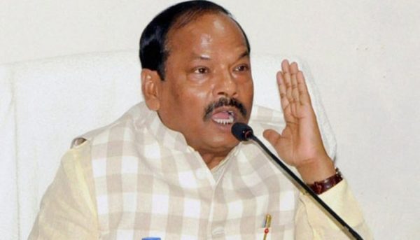 वीडियो में देखिये : जब झारखण्ड के मुख्यमंत्री पर फेंके गए जूते