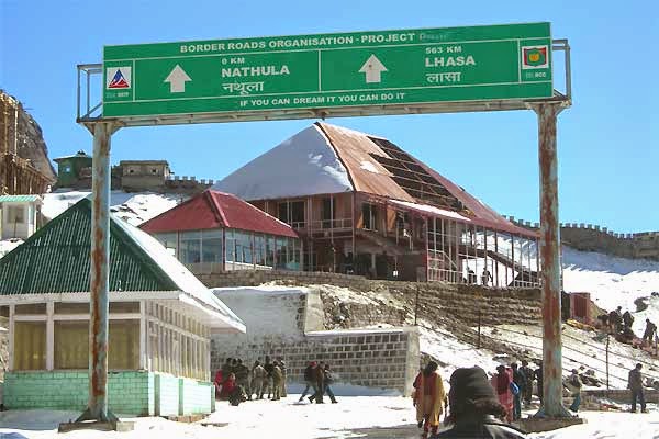 चीन ने फिर दिखायीं आखें, सिक्किम से सेना हटाए भारत तब खुलेगा मानसरोवर का रास्ता