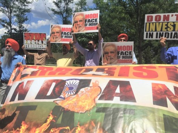 अमेरिका में पीएम मोदी के खिलाफ सिखों का प्रदर्शन