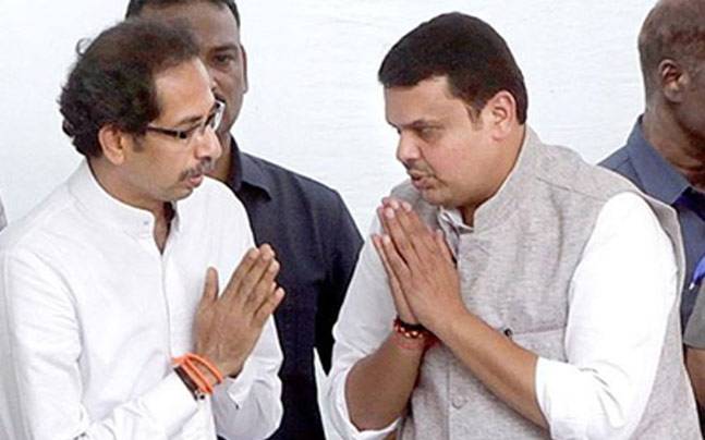 महाराष्ट्र सरकार ने माफ किया किसानों का कर्ज, किसानों ने आंदोलन वापस लिया