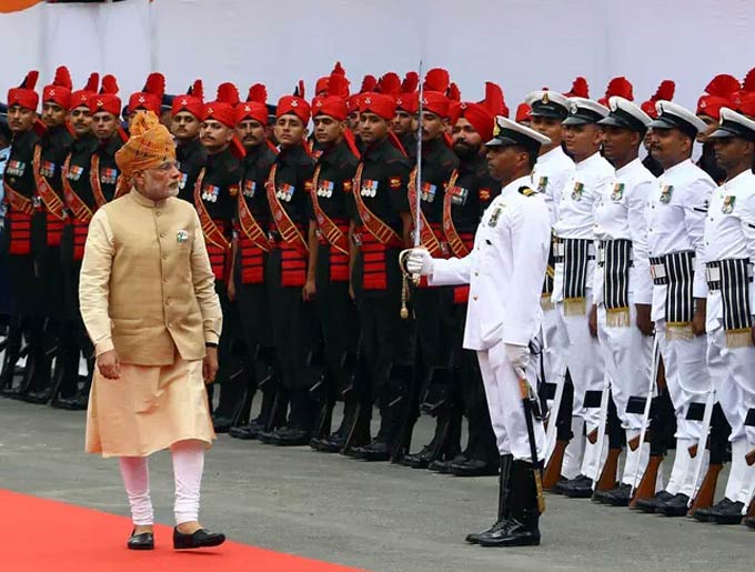 मुस्लिमों, दलितों पर हमले के विरोध में 114 पूर्व सैनिकों का पीएम मोदी के नाम पत्र