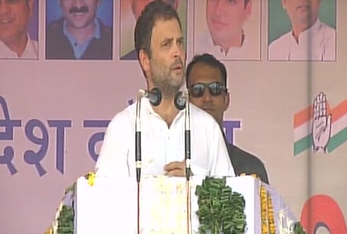 GST के लिए रात को पार्लियामेंट खुल सकती है किसानो के मुद्दे पर बात करने के लिए समय नहीं: राहुल