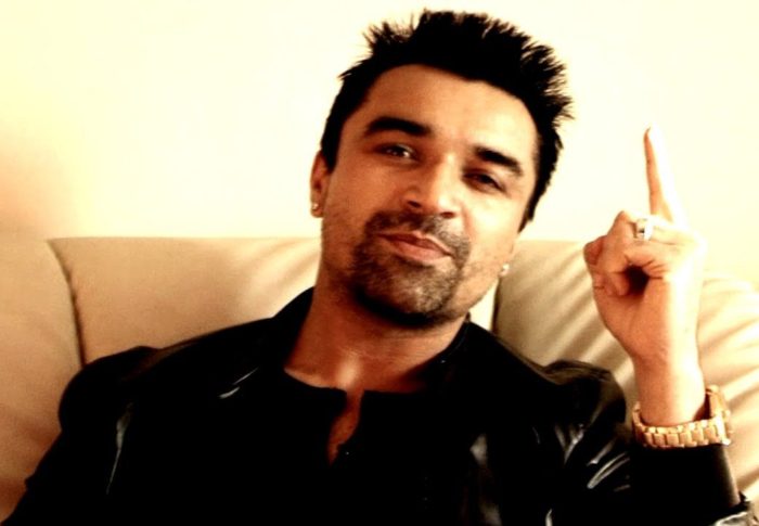 एक्टर एज़ाज़ खान का सवाल: मस्जिद के इमाम की जगह मंदिर का पुजारी होता तो ?