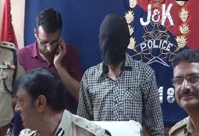 लश्कर के हिन्दू चेहरे को इस्लाम से जोड़ने को मीडिया की माथा पच्ची