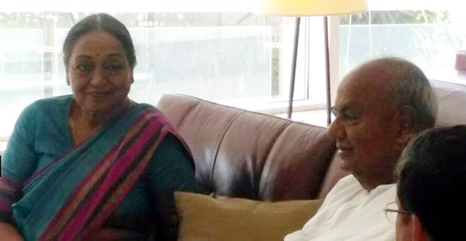 राष्ट्रपति चुनाव: मीरा कुमार ने की पूर्व पीएम एचडी देवगौड़ा से मुलाकात