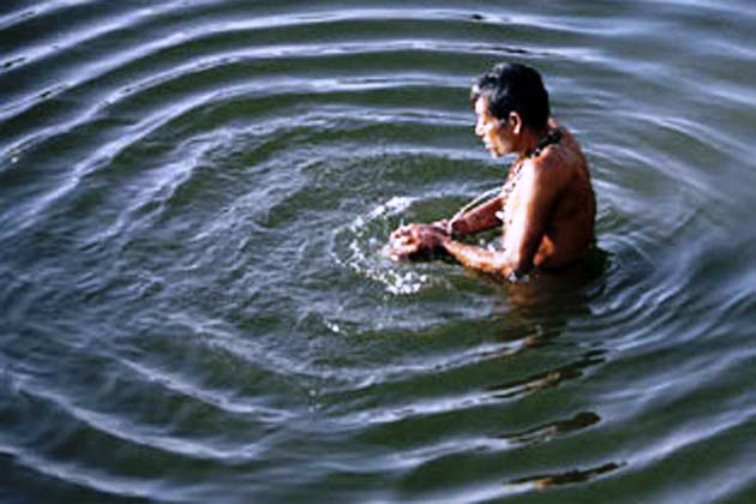 सीपीसीबी के अध्ययन में खुलासा : 39 में से सिर्फ 01 जगह साफ़ है गंगा का पानी