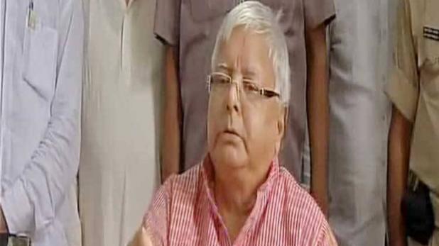 गुजरात चुनावो से पहले नोट बंदी पर फिर बड़ी रैली करेंगे लालू !