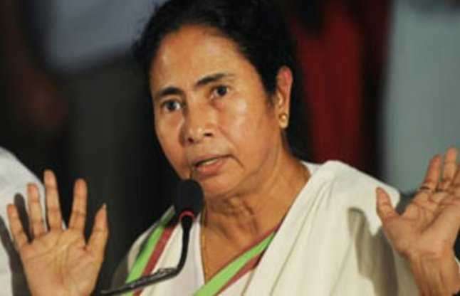 मुझसे बीजेपी के ब्लॉक अध्यक्ष की तरह बात कर रहे थे राज्यपाल: ममता