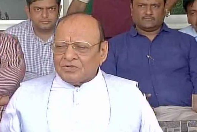 शंकर सिंह वाघेला को कांग्रेस ने दिखाया बाहर का रास्ता!