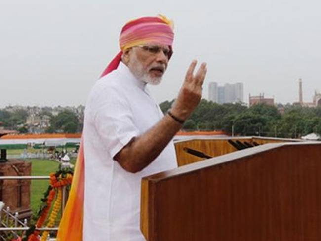 जीएसटी का विरोध: महिलाओं ने पीएम मोदी को भेजे सेनेटरी नेपकिन