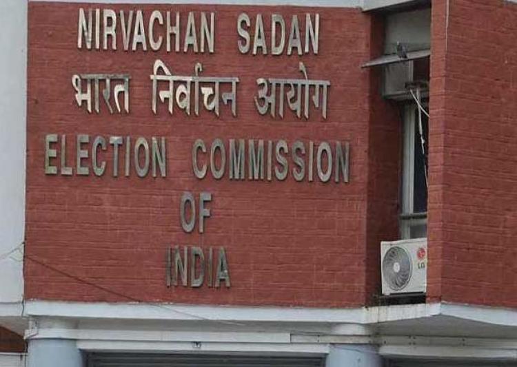 लोकसभा चुनाव कार्यक्रम की फर्जी खबर सोशल मीडिया पर प्रसारित करने से चुनाव आयोग नाराज़