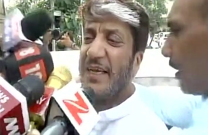 वकील ने बनाया भारत माता की जय बोलने का दबाव, जज बोले ये टीवी स्टूडियो नहीं है