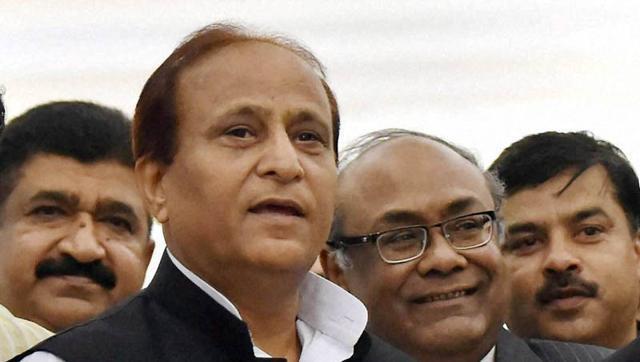 सुप्रीमकोर्ट के फैसले पर आज़म बोले ‘किसी पार्टी का बहुमत होने से धर्म नहीं बदला जा सकता’