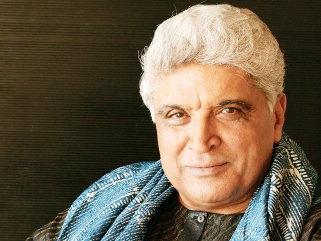 संगीत सोम को जावेद अख्तर की खरी खरी: कोई इन्हे छठी कक्षा की इतिहास की किताब दे दे