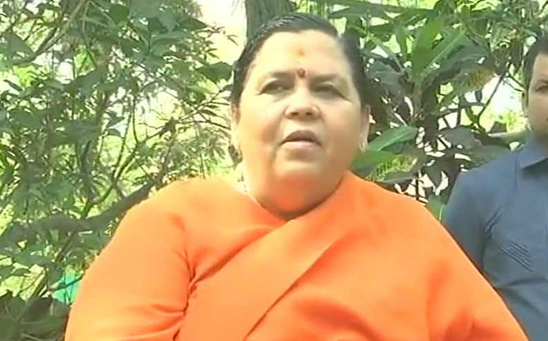 उमा भारती की हार्दिक पटेल को सलाह: मोदी के खिलाफ बोलने से वोट नहीं टीआरपी मिलता है