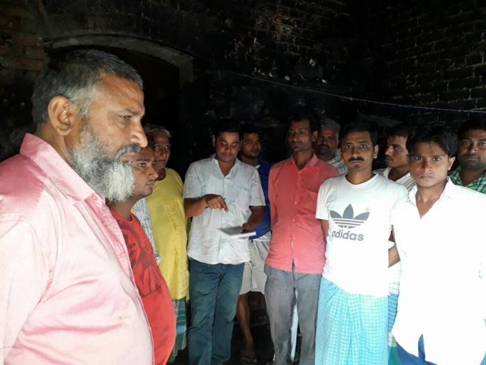 रतसर में मुस्लिमों की दुकानों में की गई लूटपाट-आगजनी, दर्ज नहीं हुई एफआईआर