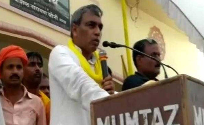 मंत्री जी का अजीब फरमान: बच्चे स्कूल नही जायेंगे तो पिता जेल जायेंगे