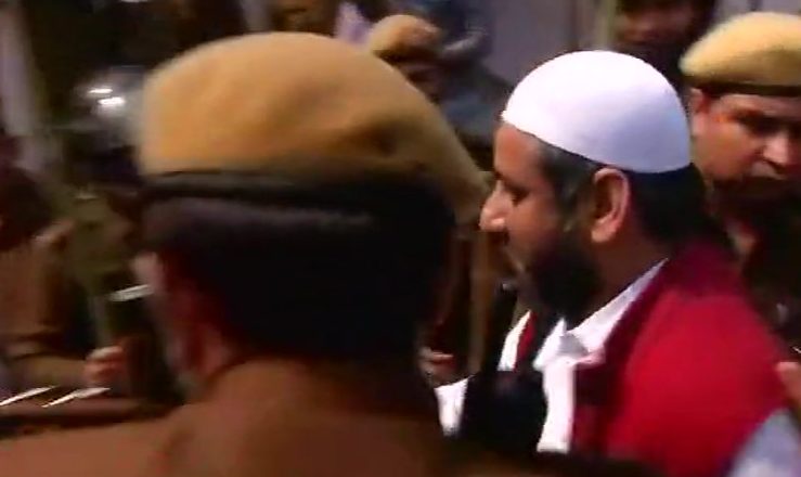 दिल्ली पुलिस को झटका : मुख्य सचिव की मेडिकल रिपोर्ट में नहीं मिले मारपीट के सबूत