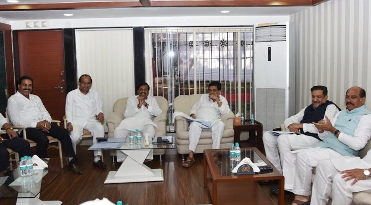 महाराष्ट्र: बीजेपी का किला ध्वस्त करने के लिए कांग्रेस-एनसीपी में गठबंधन