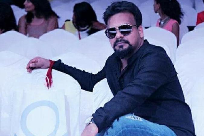 फ़र्ज़ी न्यूज़ छापने वाला ‘पोस्टकार्ड’ का सम्पादक गिरफ्तार, पीएम मोदी करते थे ट्वीटर पर फॉलो