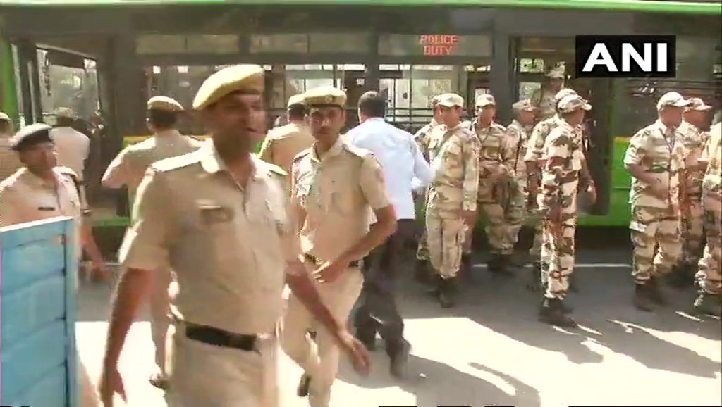 लाइव: संसद मार्ग पर जुटे देशभर के छात्रों का हल्लाबोल