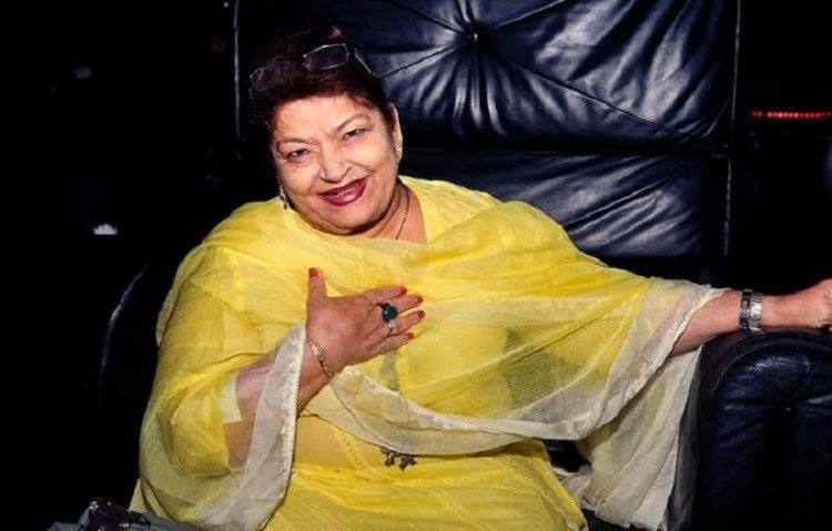 सरोज खान का विवादित बयान, ‘कम से कम रेप के बाद इंडस्ट्री गुजारा तो कराती है’