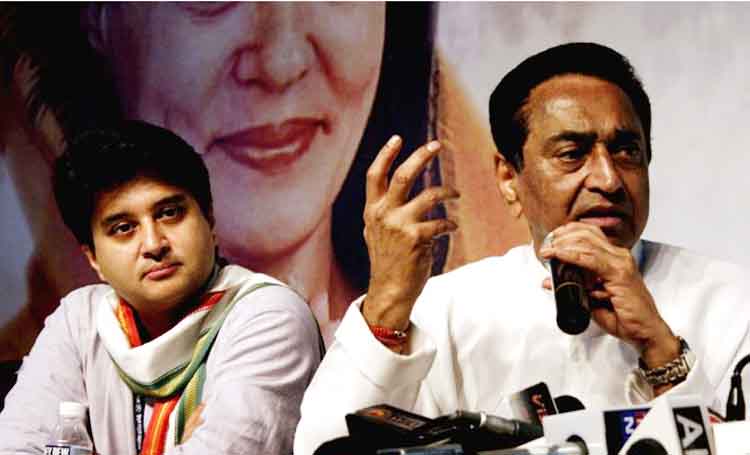 ईवीएम से वीवीपैट की पर्चियों को टेली करने की मांग को लेकर सुप्रीमकोर्ट पहुंची कांग्रेस