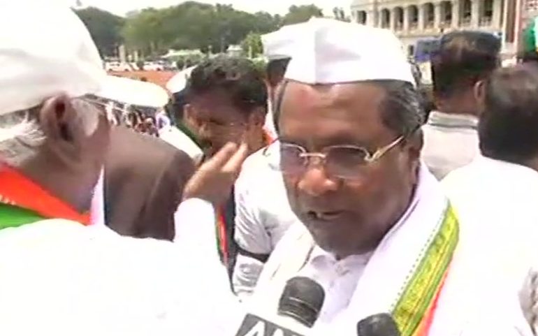 अगले 24 घंटे येदुरप्पा के लिए अहम, जा सकती है कुर्सी !