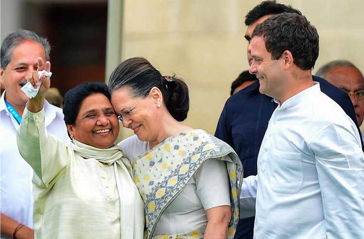 कमलनाथ के शपथ ग्रहण में दिखेगी महागठबंधन की ताकत