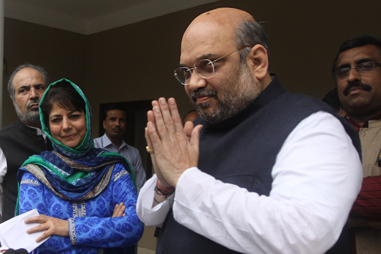 क्या जम्मू कश्मीर में हॉर्स ट्रेंडिंग के सहारे सरकार बनाने की सोच रही बीजेपी ?