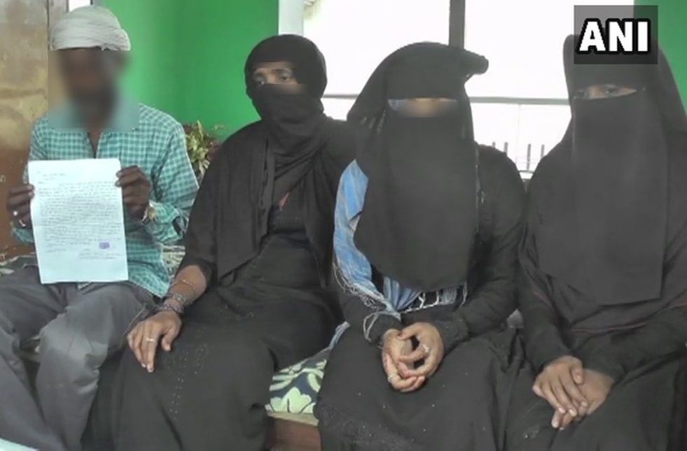 छेड़खानी से परेशान चार लड़कियां घर में रहने को मजबूर, पिता ने लिखी पीएम और सीएम को चिट्ठी