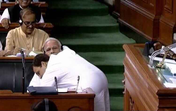 जादू की झप्पी से विंक तक, राहुल गांधी ने एक तीर से साधे कई निशाने