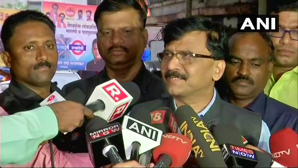 अब शिवसेना ने भी कहा “बीजेपी को नहीं मिल रहा बहुमत”