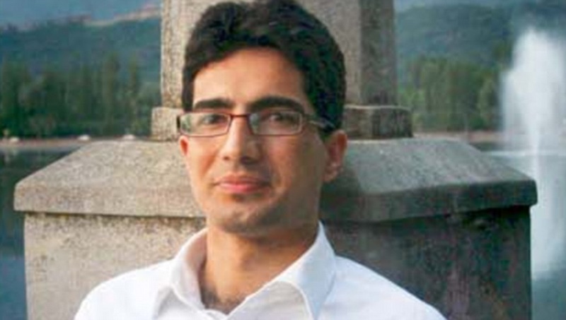 सरकार के नोटिस पर बोले शाह फैसल: किसी का गुलाम नहीं, करता रहुंगा ट्वीट