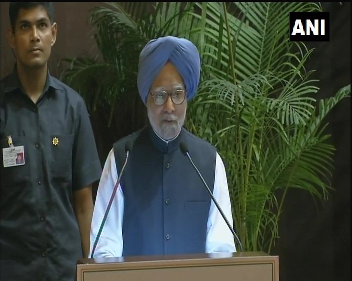 पिछले कुछ वर्षों में देश में बढ़ी हैं असहिष्णुता और भीड़ द्वारा हिंसा की घटनाएं: डा मनमोहन सिंह