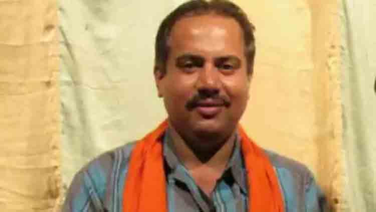 सुबह गौ हत्या के विरोध में कर रहा था प्रदर्शन, शाम को गौतस्करी करते पकड़ा गया बजरंग दल नेता