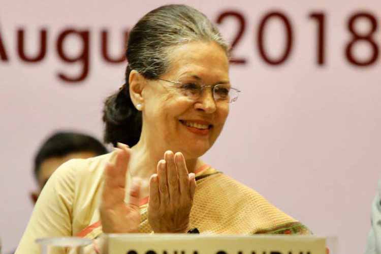 नफरत, कट्टरता और विभाजन करने वालो के खिलाफ मिलकर लड़ेंगे : सोनिया गांधी