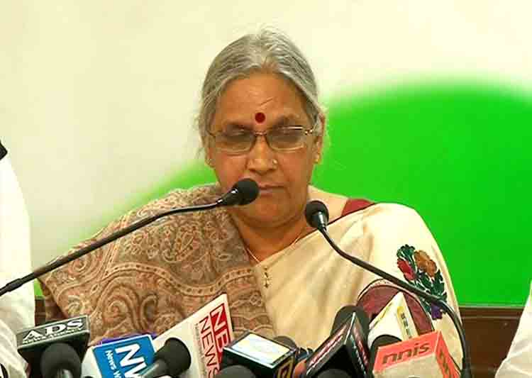 अटल के निधन पर बीजेपी की राजनैतिक कलाबाजियों से नाराज़ हैं उनकी भतीजी