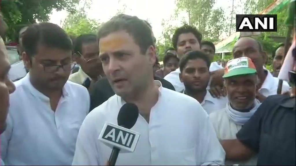 राफेल मामला: सीवीसी पहुंची कांग्रेस, अमेठी में बोले राहुल ‘चौकीदार ने अंबानी से करायी है चोरी’