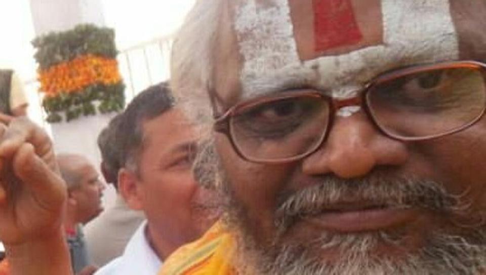 रेप मामले में फलहारी बाबा को उम्र कैद और 1लाख रुपये का जुर्माना