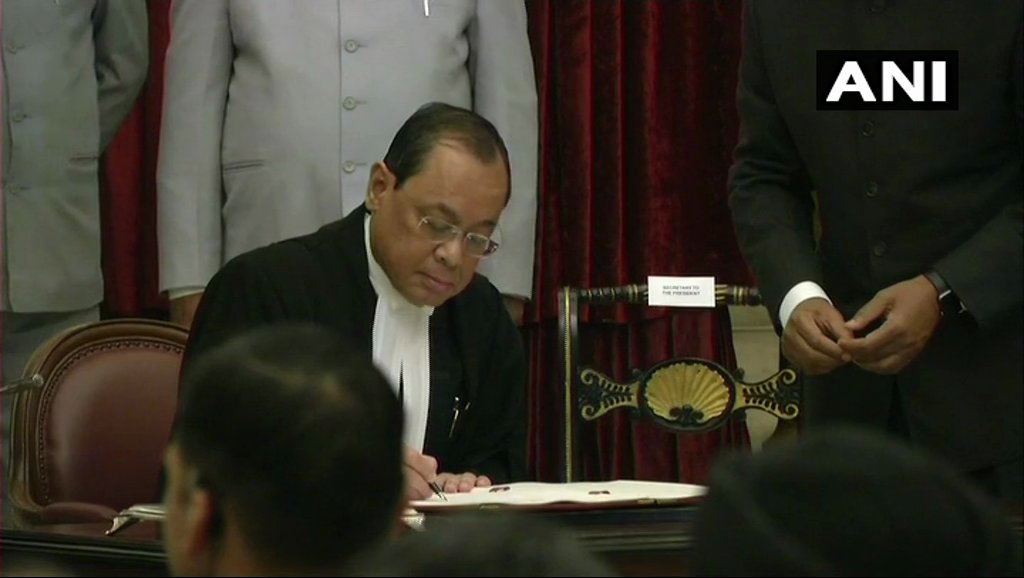 देश के 46वें मुख्य न्यायाधीश बने रंजन गोगोई