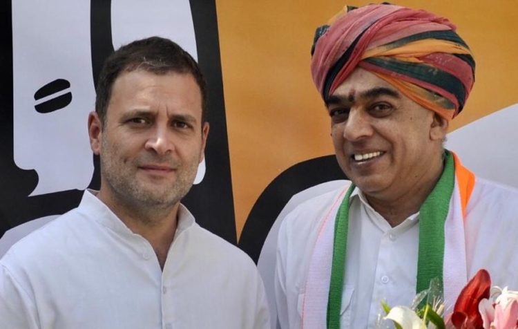 राफेल की फाइलें हैं मनोहर परिकर की बीमारी की वजह: मानवेन्द्र