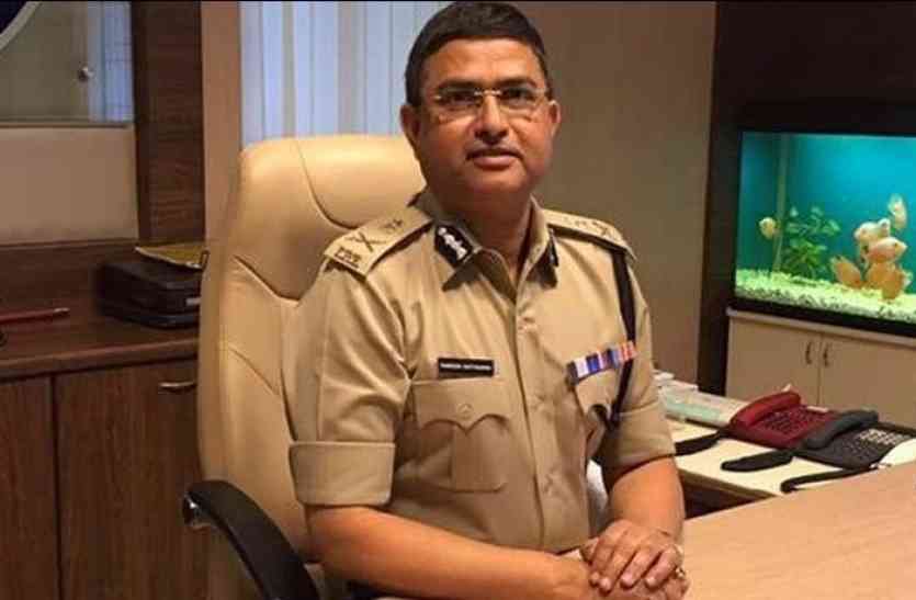 सीबीआई ने अपने ही बड़े अधिकारी के खिलाफ दर्ज किया रिश्वत लेने का मामला