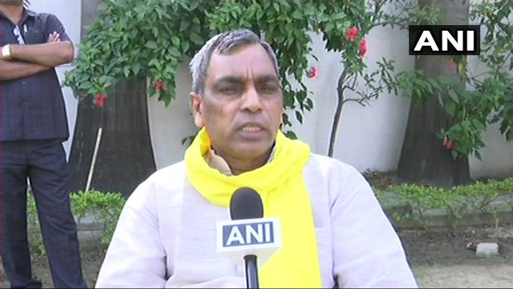 राजभर ने गिरिराज सिंह को दिया उन्ही की भाषा में जबाव