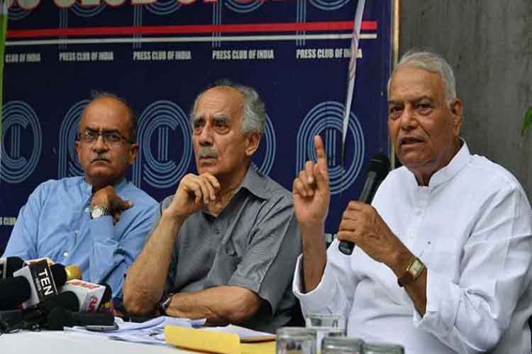 राफेल मामला लेकर सुप्रीमकोर्ट पहुंचे: यशवंत सिन्हा, अरुण शौरी और प्रशांत भूषण