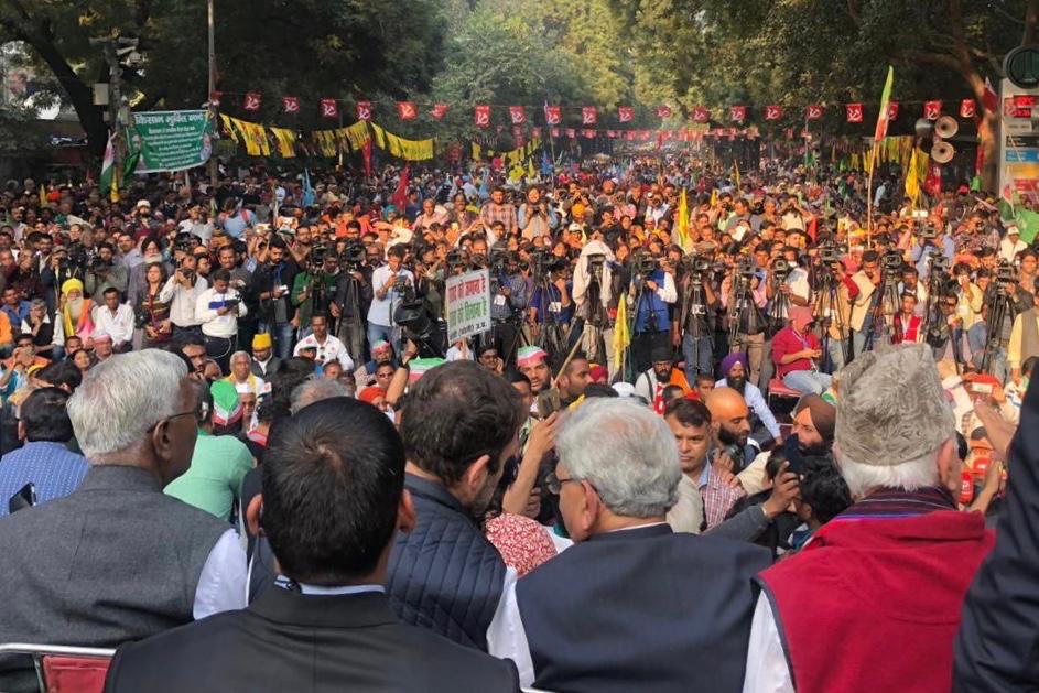 अन्नदाताओं ने कहा ‘2019 आम चुनाव में सिखाएंगे बीजेपी को सबक’