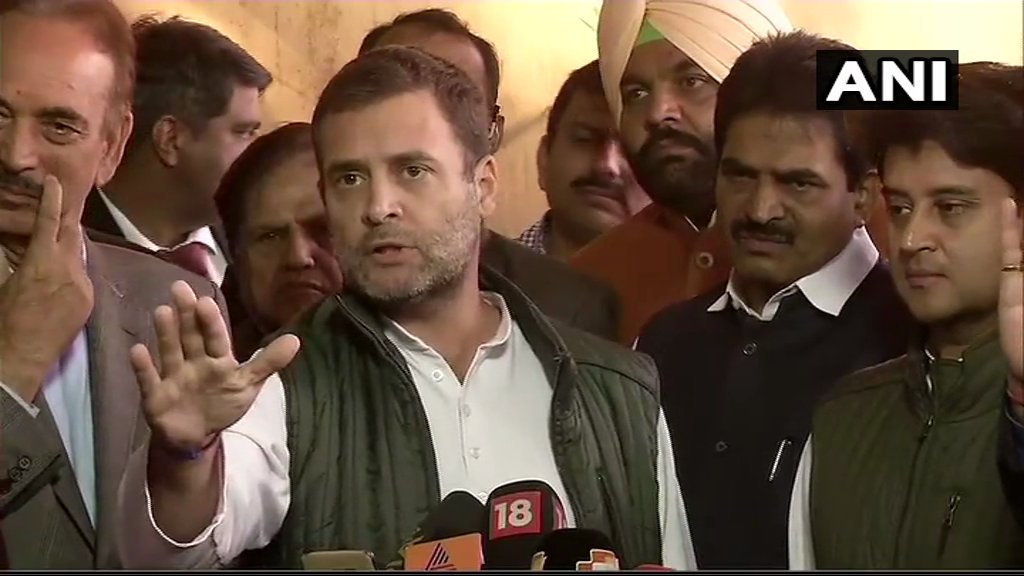 राहुल बोले ‘अभी इस सरकार के और भी टाइपिंग एरर निकलेंगे, नोटबंदी जीएसटी में भी निकलेंगे’