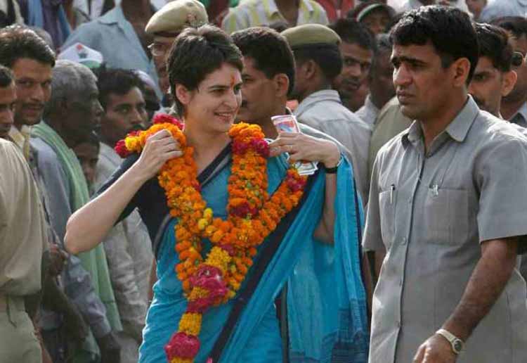 प्रियंका को महासचिव बनाये जाने के बाद कांग्रेस के दरवाज़े पर दस्तक दे रहे बीजेपी के दिग्गज